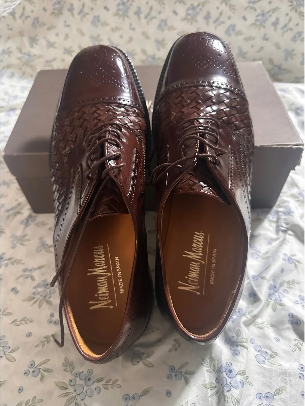 Neiman Marcus Men's Brown Leather Woven Dress Shoes Size 10M